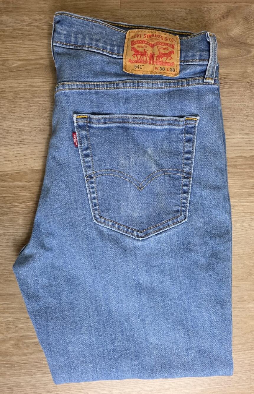 Levi's 541 Athletic Taper Jeans Men's 36x30 Light Wash Stretch Denim